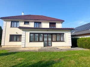 Prodej rodinného domu, Svárov, Ptická, 326 m2