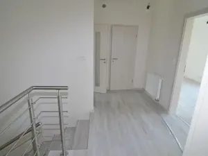 Pronájem bytu 5+kk, Vestec, Erbenova, 140 m2