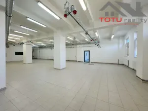 Pronájem obchodního prostoru, Jaroměř, Husova, 205 m2