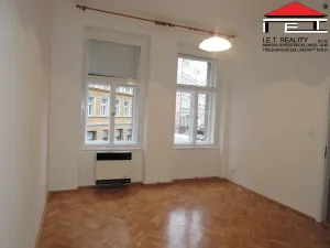 Pronájem bytu 1+1, Praha - Žižkov, Bořivojova, 38 m2