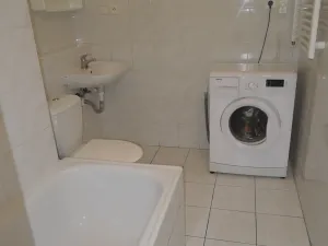 Pronájem bytu 1+1, Praha - Žižkov, Bořivojova, 38 m2