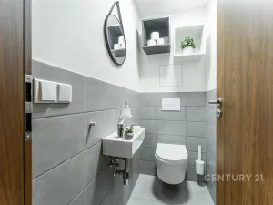 Pronájem bytu 2+kk, Praha, Plzeňská, 43 m2