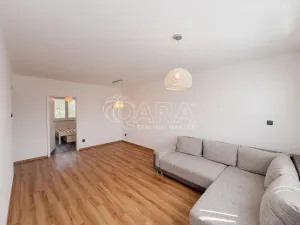 Pronájem bytu 3+1, České Budějovice - České Budějovice 5, E. Beneše, 76 m2