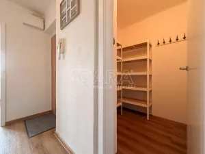 Pronájem bytu 3+1, České Budějovice - České Budějovice 5, E. Beneše, 76 m2