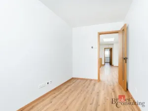 Pronájem rodinného domu, Kladno - Dubí, Práce, 178 m2