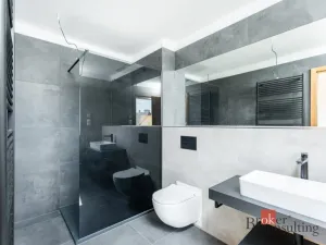 Pronájem rodinného domu, Kladno - Dubí, Práce, 178 m2