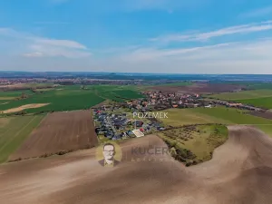 Prodej pozemku pro bydlení, Hrobce, Pod Skalou, 715 m2