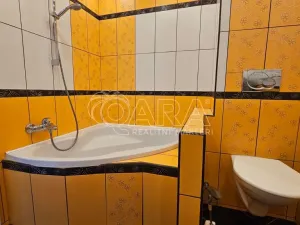 Pronájem bytu 1+1, Svoboda nad Úpou, Rýchorské sídliště, 34 m2