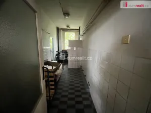 Pronájem obchodního prostoru, Újezdeček, Řetenická, 223 m2