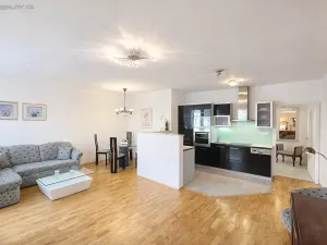 Pronájem bytu 3+kk, Praha - Žižkov, Pod Parukářkou, 75 m2