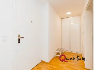 Pronájem bytu 2+kk, Praha - Hlubočepy, Devonská, 53 m2