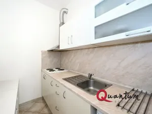 Pronájem bytu 1+kk, Praha - Košíře, Plzeňská, 35 m2