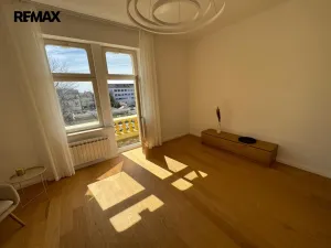 Pronájem bytu 2+kk, Praha - Vinohrady, Korunní, 65 m2