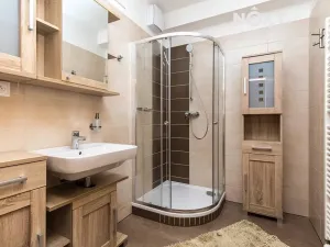 Pronájem bytu 2+kk, Pardubice, Boženy Vikové-Kunětické, 67 m2