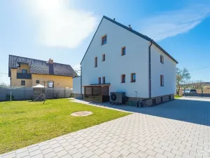 Prodej rodinného domu, Slapy, 309 m2