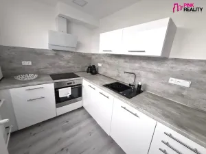 Pronájem bytu 3+1, Hradec Králové - Slezské Předměstí, Bratří Štefanů, 73 m2