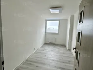 Pronájem bytu 3+1, Hradec Králové - Slezské Předměstí, Bratří Štefanů, 73 m2