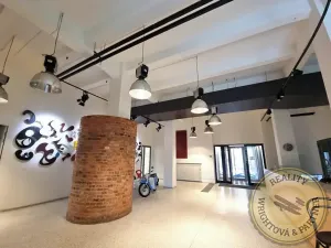Pronájem kanceláře, Praha - Libeň, 714 m2