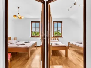 Prodej ubytování, Mikulov, Gagarinova, 712 m2