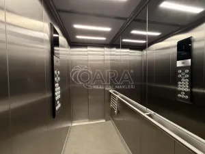 Pronájem bytu 1+kk, Praha - Karlín, Křižíkova, 32 m2