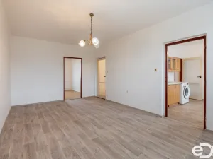 Prodej bytu 3+1, Milevsko, J. A. Komenského, 78 m2