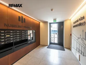 Pronájem bytu 2+kk, Praha - Nusle, Vrtbova, 42 m2