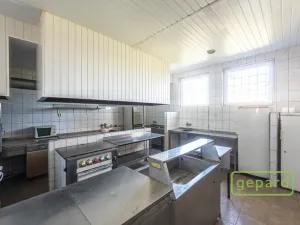 Prodej restaurace, Středokluky, Školská, 568 m2