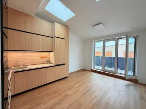 Pronájem bytu 2+kk, Brno - Židenice, Kuklenská, 49 m2