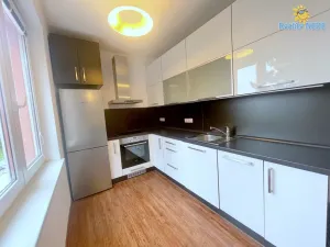 Pronájem bytu 3+kk, Praha - Michle, Trnavská, 63 m2