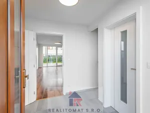 Prodej bytu 4+kk, Horoušany, Rubínová, 92 m2
