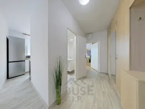 Prodej bytu 2+1, Praha - Hostivař, Horolezecká, 52 m2