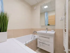 Prodej bytu 2+1, Praha - Hostivař, Horolezecká, 52 m2