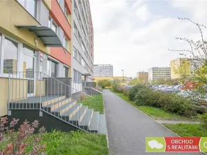 Prodej bytu 2+kk, Praha, Novodvorská, 41 m2