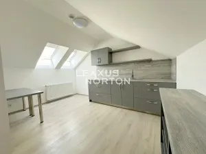 Prodej vily, Nižbor, Ke Hřišti, 390 m2