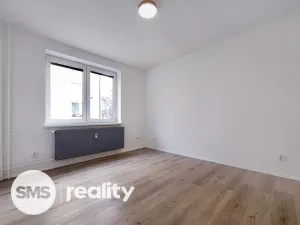 Pronájem bytu 1+1, Ostrava - Moravská Ostrava, Garážní, 36 m2