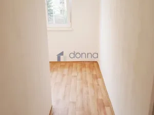 Pronájem bytu 3+kk, Praha, Oravská, 54 m2