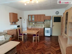 Pronájem bytu 2+kk, Praha - Kbely, Toužimská, 56 m2