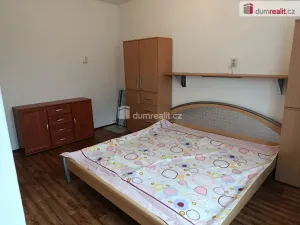 Pronájem bytu 2+kk, Praha - Kbely, Toužimská, 56 m2