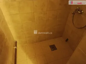 Pronájem bytu 2+kk, Praha - Kbely, Toužimská, 56 m2