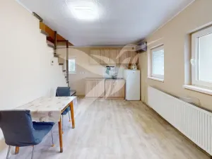 Pronájem chaty, Plzeň, Výsluní, 60 m2