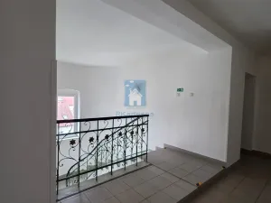 Pronájem kanceláře, Plzeň, Hálkova, 125 m2