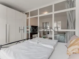 Pronájem bytu 1+1, Praha - Smíchov, Plzeňská, 45 m2