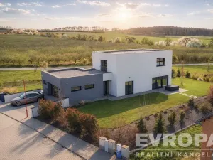 Prodej rodinného domu, Červené Pečky, 229 m2