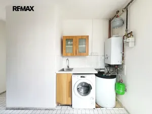 Prodej činžovního domu, Praha - Ďáblice, Kokořínská, 1880 m2