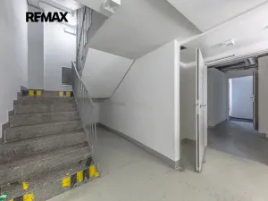 Prodej bytu 2+kk, Praha - Střížkov, Děčínská, 45 m2