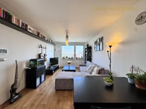 Prodej bytu 3+kk, Praha - Horní Měcholupy, Veronské nám., 65 m2