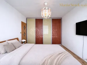 Prodej bytu 3+kk, Praha - Horní Měcholupy, Veronské nám., 65 m2