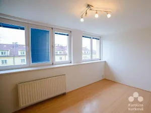 Pronájem bytu 3+kk, Praha - Strašnice, U kombinátu, 92 m2