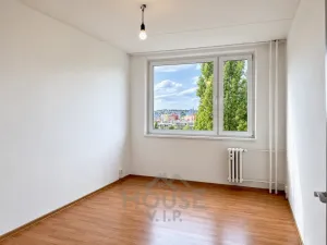 Prodej bytu 3+1, Praha - Černý Most, Vašátkova, 80 m2
