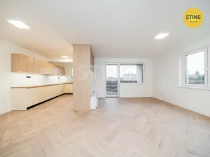 Prodej rodinného domu, Petrovice u Karviné, 242 m2